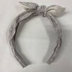 Elegant Gray and white snowflake Bow Headband Photo 0