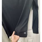 Women’s GAPFit Cropped Long Sleeve Tee in Black Photo 2