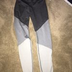 Old Navy Gray Workout Leggings Photo 0