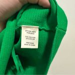 Skies Are Blue  Kelly Green Ruffle Neckline Ribbed Crop Top Size Small Photo 2