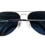 Ray-Ban Polarized Large Aviation Gunmetal/Crystal Green Lens Sunglasses Women’s Photo 5