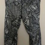 Under Armour  UA HeatGear Legging - Size M - NWT Photo 0