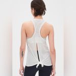 GapFit Classic White Open Back Breathe Atheltic Stretch Tank Size XS Photo 4