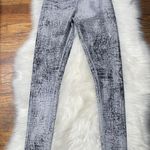 Alo Yoga Metallic Tech Lift Airbrush Cracked Marble Leggings Athletic Photo 8