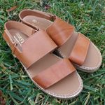 Maypol  Women's Brown Leather Flat Sandals Sz 8 (38) Photo 1