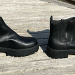 Zodiac  Shiloh‎ Lug Sole Chelsea Boots size 6.5 Photo 0