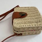 Wicker Beach Crossbody Bag Photo 1