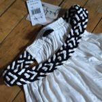 Jordan Taylor  White Nightgown with Black Accents Photo 4