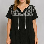 Paper Dolls Paper Doll Black Tunic with White Embroidery Photo 0