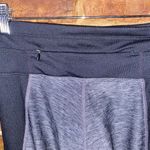 ASICS  Gray & Black Athletic Leggings Women's Size XS Photo 4