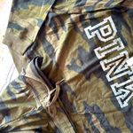 PINK - Victoria's Secret Pink By Victoria’s Secret Light Weight Camo Crop Top Sweatsuit Photo 8