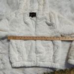 Ambiance Outerwear Size Small S White Faux Fur Cropped Zipper Jacket Hoodie Photo 2
