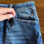 Zenana Mid Rise Raw Frayed Hem Denim Shorts Size Large Photo 5