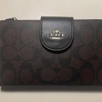 Coach Tech Wallet Signature Colorblock Photo 0