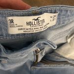 Hollister VINTAGE  BAGGY CURVY ULTRA HIGH-RISE DAD PATCHED JEAN VINTAGE STRETCH Photo 9