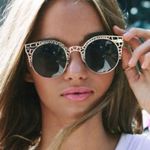 Quay Australia Fleur Gold Sunglasses Photo 0