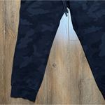 Lululemon NWT Ready to Rulu Jogger Crop Heritage 365 Camo Deep Coal Multi Size 6 Photo 4