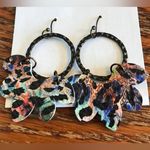 Earrings faux leather with hammered metal hoop Photo 0