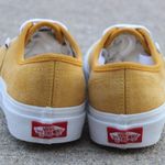 Vans Ladies Doheny Mustard Sneaker Sz 5W Photo 2