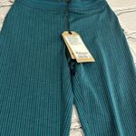 prAna NWT  women's leggings Luminance Size XS . Photo 3