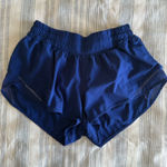 Lululemon  Hotty Hot Shorts 2.5" Low-Rise blue Photo 0