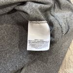 Nike Pro Drifit Heather Gray hooded Performance Shirt with thumbholes Photo 7