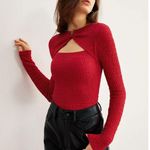 Commence Commense Metal O-Ring Cutout Plisse T-Shirt Photo 1