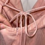 Mable Sleeveless V Photo 5