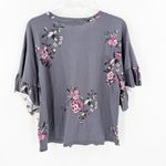 Gypsies & Moondust NWT  Gray Floral Flutter Sleeve Tee Women's Size Medium Photo 1