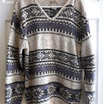 St. John St Johns Bay Womens 2X Fair Isle Snowflake V Neck Sweater Tan Grey Black VTG 80s Photo 0
