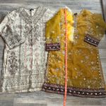 Limelight Set x 2 Embroidered Mustard and Beige Tunics Size S and M Photo 6