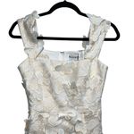 Elliatt NEW NWT Scarlett Butterfly Midi Dress In Cream Photo 5