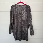 White House | Black Market  Women’s Small Patterned Blouse Top Grey Silver Photo 3