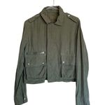 BLANK NYC NWT  LIGHTWEIGHT FITTED TRUCKER JACKET OLIVE GREEN Photo 3