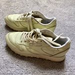 Reebok Classic Sneakers Photo 1