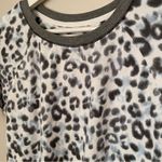 Kensie Top Tee Shirt Short Sleeve Leopard Print Soft White Gray Blue Crewneck Photo 1