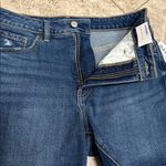 Old Navy  OG High Rise Cut Off Jean Shorts Straight NEW 5” Inseam Size 10 Photo 4