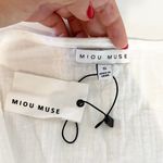 Miou Muse 3/4 Sleeve Surplice V Photo 2