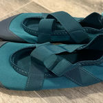 Fit Kicks Women's Crossovers
Teal Active Lifestyle Shoes Size
Medium Lightweight Blue Photo 0