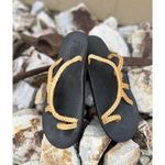 Plaka Women’s Sz. 10, Mustard & Black Classic‎ Sandals, Great Pair Yellow Photo 1