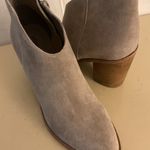 Jeffrey Campbell  women beige suede Chelsea Kamet 2 heel boots size 9.5 Photo 5