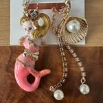 Betsey Johnson Gold Tone Mermaid & Seashell Mismatch Drop Earrings Crystal NWT Photo 2