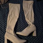 Size 11 white knee high chunky heel boots Photo 0