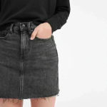 Everlane  The Denim Jean Raw Hem Mini Skirt in Black Sz. 27 Photo 1