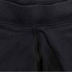 Nike Essential legging shorts in black Photo 3