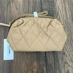 Vera Bradley  Camera Bag Crossbody Tiger’s Eye Tan quilted purse New size small Photo 0