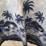 FINAL MARKDOWN Denver Hayes scrub top large Photo 2