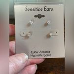Cubic Zirconia Hypoallergenic Stud Earrings for Sensitive Ears Photo 1