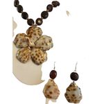 Vtg Shell Flower Pendant Wood Bead Necklace Earrings Set Vacation Beach Estate Brown Photo 1