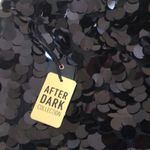 Party fun skirt with dimensional detail with movement . Photo 2